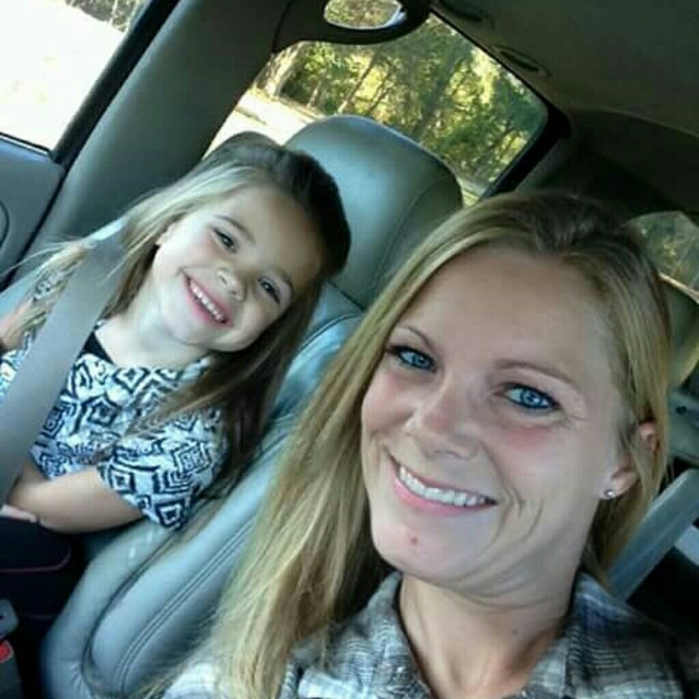 Meet your Posher, Danielle